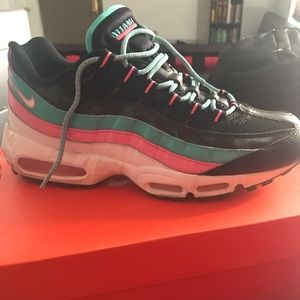 AIR MAX 95 PREMIUM